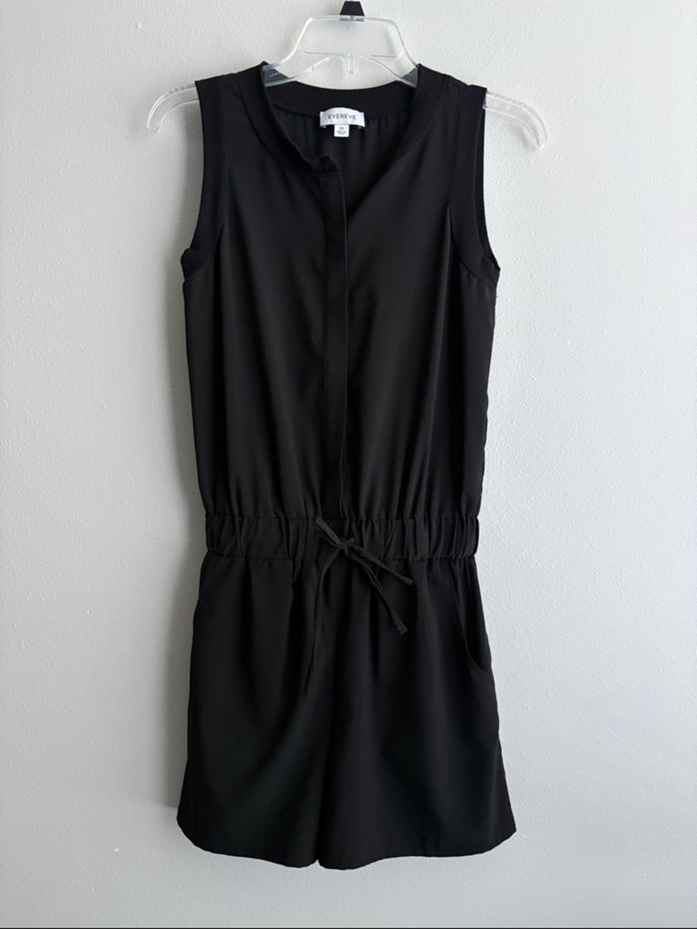 Evereve Black Sleeveless Drawstring Waist Romper - Women’s XS